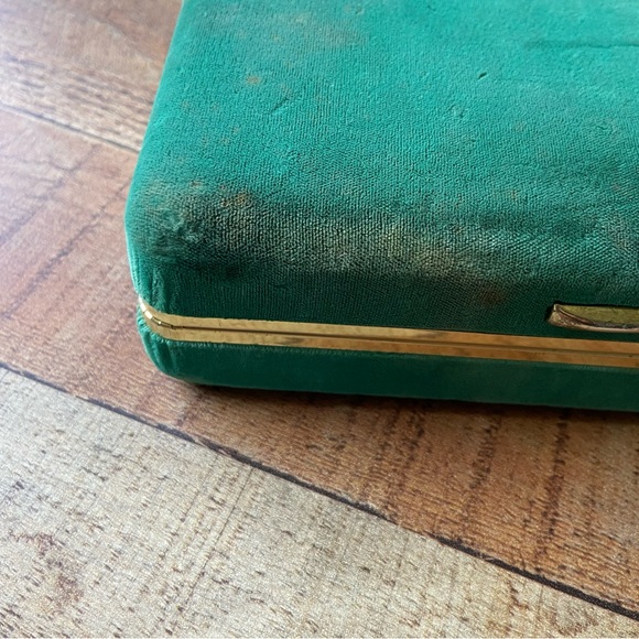 Vintage Velvet Mirrored Jewelry Box - Picture 4 of 8